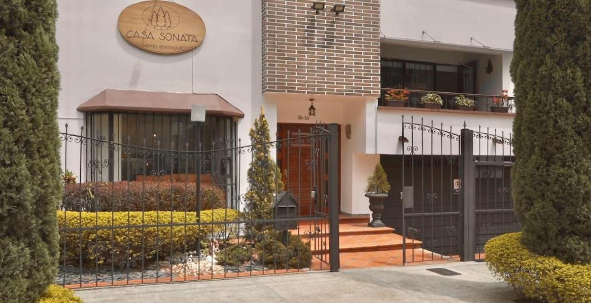 Hotel Boutique Casa Sonata Medellín Extérieur photo