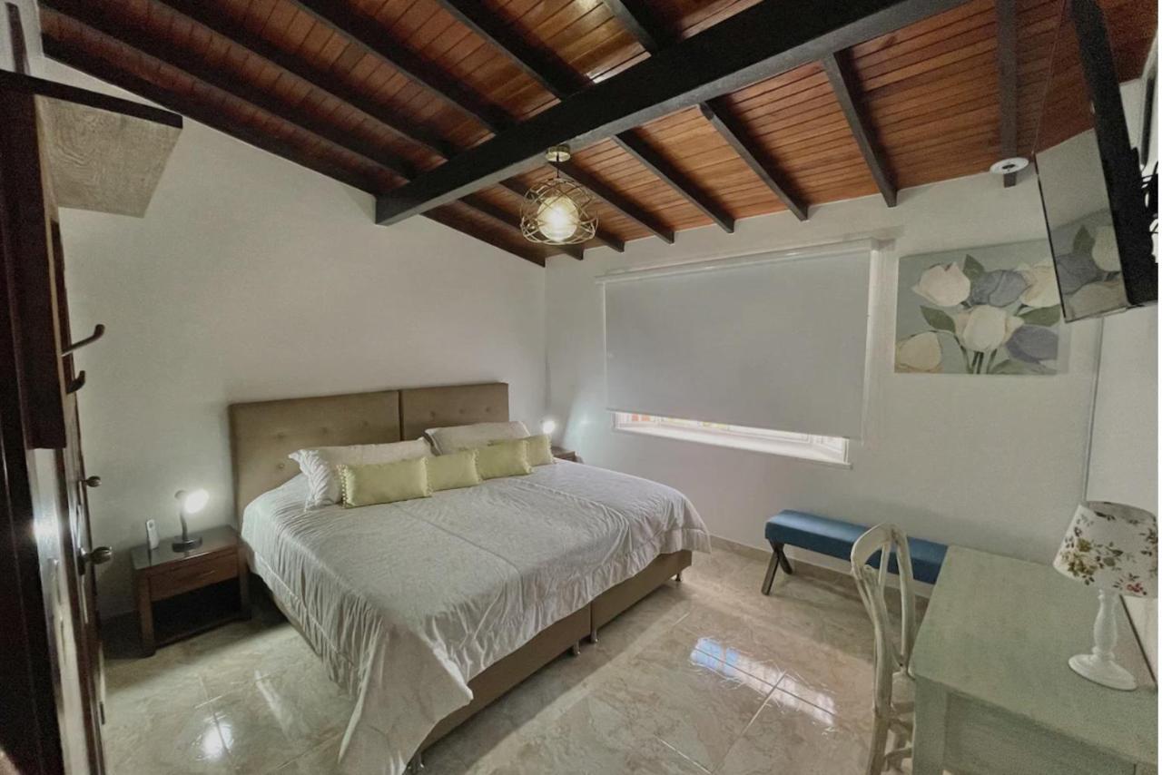 Hotel Boutique Casa Sonata Medellín Extérieur photo