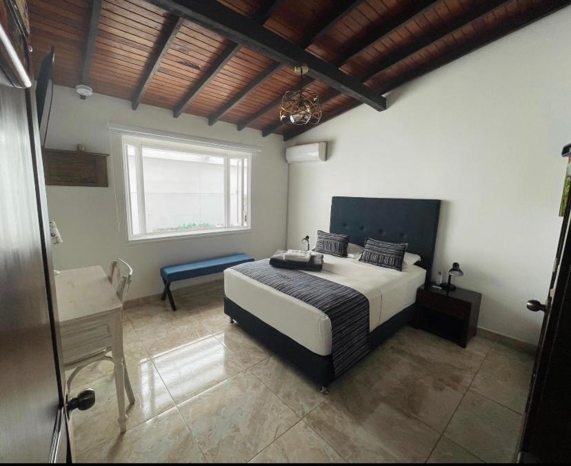 Hotel Boutique Casa Sonata Medellín Extérieur photo
